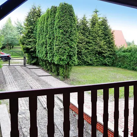 펜션 With Garden, Close To The