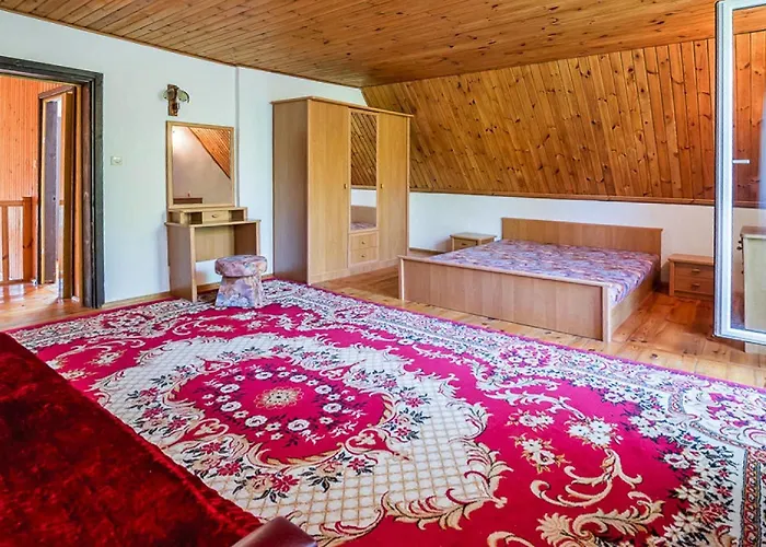 With Garden, Close To The Holiday home *